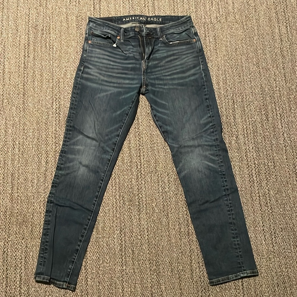 American Eagle, 32x32, blue
